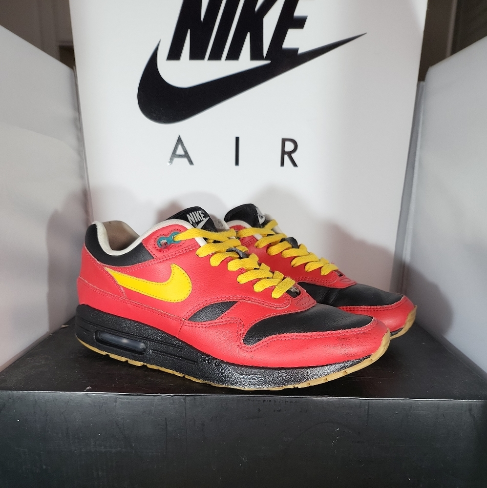 Size 8.5 - Nike Air Max 1 ID Multicolor. NO OG BOX.  Fits Men Size  8.5, Youth
